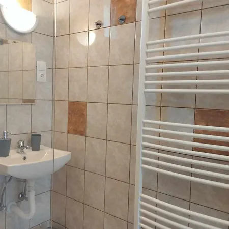 Krisztina Vendeghaz * Zalaszentlászló