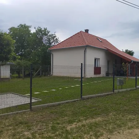 Krisztina Vendeghaz Semesterbostad